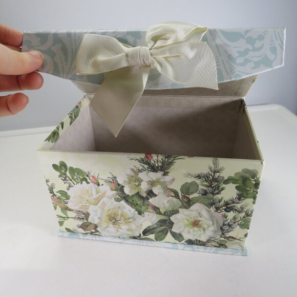 White Rose Gift Box w Magnetic Closure 8x5.5" with glitter, paper flower accents - Picture 6 of 10